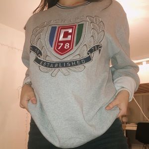 VINTAGE EMBROIDERED SWEATSHIRT